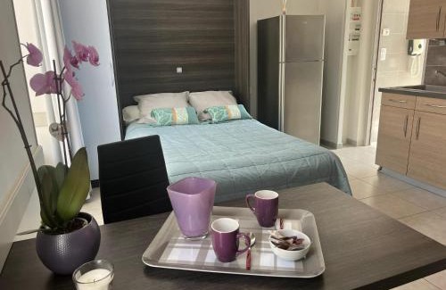 La Ferriere-aux-Etangs Appartement | Studio charmant à La Ferrière-aux-Étangs, 27 m², avec Spa