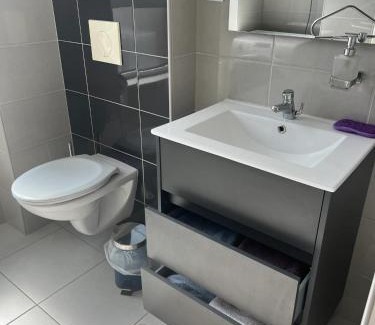 La Ferriere-aux-Etangs Appartement | Studio charmant à La Ferrière-aux-Étangs, 27 m², avec Spa