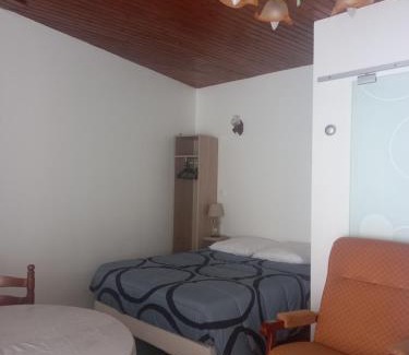 St Gervais sur Mare Appartement | Studio chemin compostelle