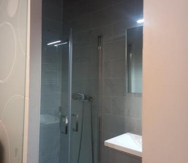 St Gervais sur Mare Appartement | Studio chemin compostelle