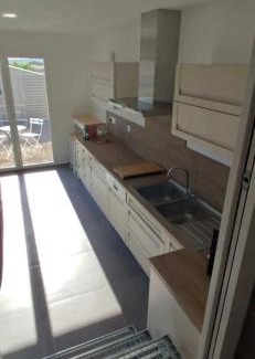Saint-Gely-du-Fesc Appartement | Studio climatisé calme et équipé pour trois jours minimun