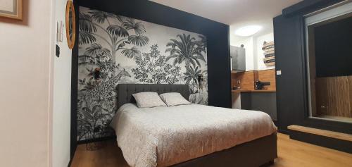 Clermont Ferrand City Centre Appartement | Studio climatisé Place de Jaude Garage balcon tv wifi