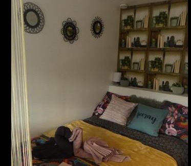 Coulommiers Appartement | studio climatisé, indépendant avec baie vitrée et jolie terrasse