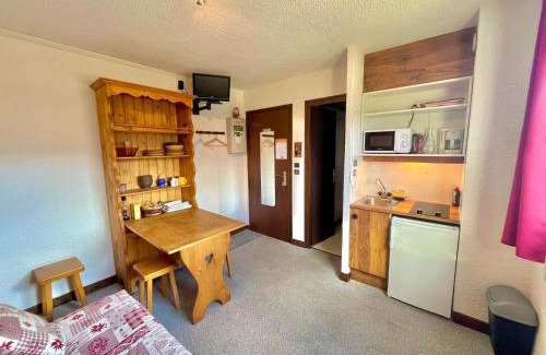 Notre-Dame-de-Bellecombe Appartement | Studio cosy aux pieds des pistes, piscine, parking - Notre-Dame-de-Bellecombe - FR-1-505-48