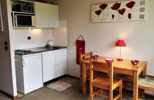 Notre-Dame-de-Bellecombe Appartement | Studio cosy à Notre-Dame-de-Bellecombe pour 4 personnes avec vue panoramique - FR-1-595-10
