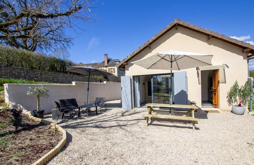 Coly Appartement | Studio Coly-Saint-Amand, studio flat, 2 persons