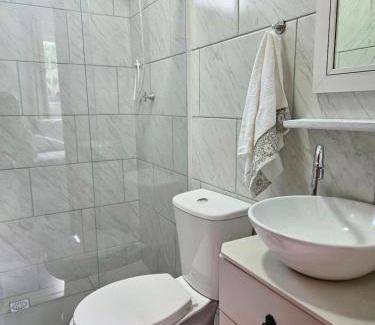 Florianopolis Maison | Studio com ar condicionado e estacionamento gratuito próximo ao aeroporto e praias