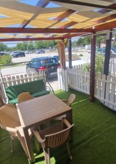 Saturn Appartement | Studio Complex Alfa&Beta Saturn la parter cu terasa