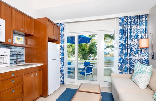 Estate Frenchman Bay Station Balnéaire | Studio Condo at Wyndham Limetree Resort - Right on the Beach!