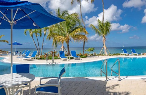 Estate Frenchman Bay Station Balnéaire | Studio Condo at Wyndham Limetree Resort - Right on the Beach!