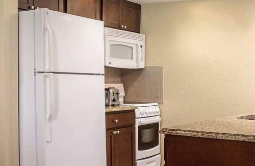 Survey Creek Copropriété | Studio Condo Pompano Beach Fun In Sun!