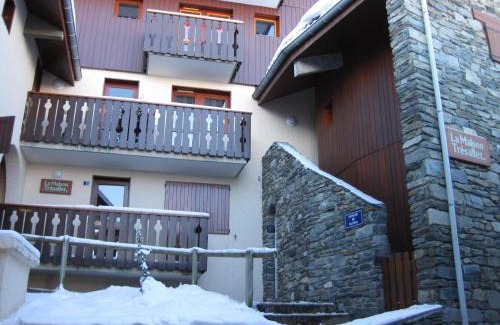 Montchavin Appartement | Studio confortable au cœur de Montchavin avec casier à skis et accès télécabine - FR-1-181-2551