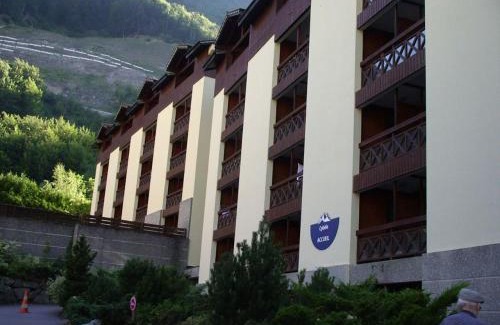 Brides-les-Bains Appartement | Studio Confort 4 Pers. avec Balcon, Parking et Wi-Fi - Brides-les-Bains - FR-1-512-89