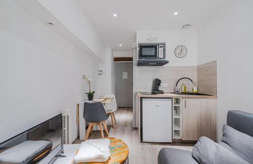 Chatellerault Appartement | Studio Confort - Proche Gare&Centre - Futuroscope 2