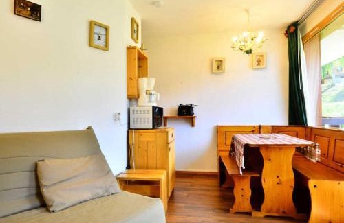 Bellentre Appartement | Studio cosy à Montchavin Les Coches, pied des pistes, balcon, parking gratuit - FR-1-329-2
