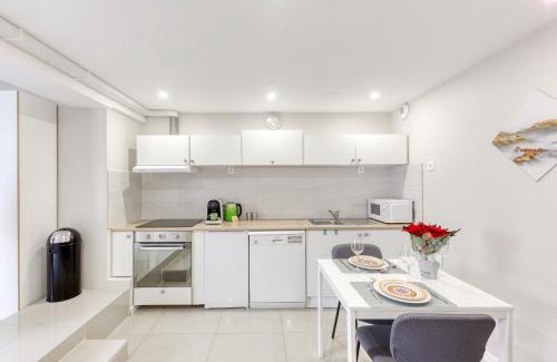 Les Stades Appartement | Studio cosy - 35m2 - Paris -Disneyland - Rer A