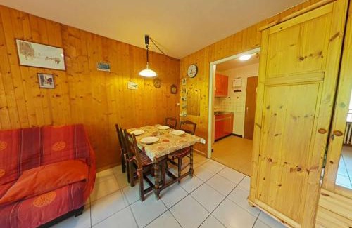 Le Grand-Bornand Appartement | Studio cosy 4 pers, au centre, près des pistes - FR-1-241-114