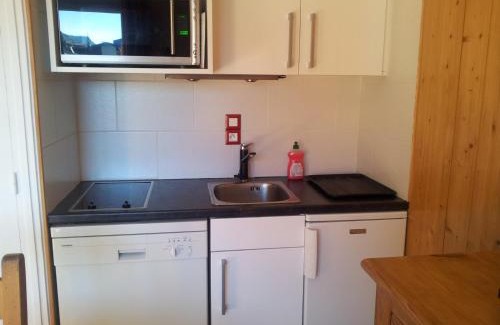 Les Gets Appartement | Studio cosy aux Gets, 4 pers., proche pistes, balcon, parking, centre village - FR-1-671-32