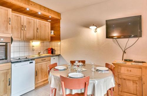 Les Gets Appartement | Studio cosy centre-village avec balcon, parking, cuisine équipée - FR-1-685-50
