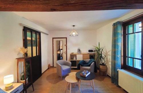 Meximieux Appartement | Studio cosy Chez Ré