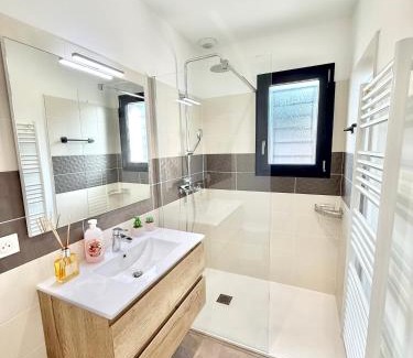 Toulouse North Appartement | Studio Cosy - CLIM & Parking & WIFI