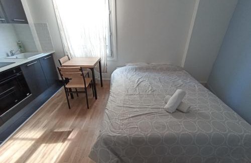 Maisons-Laffitte Appartement | Studio cosy - Hypercentre - 20 min to Paris