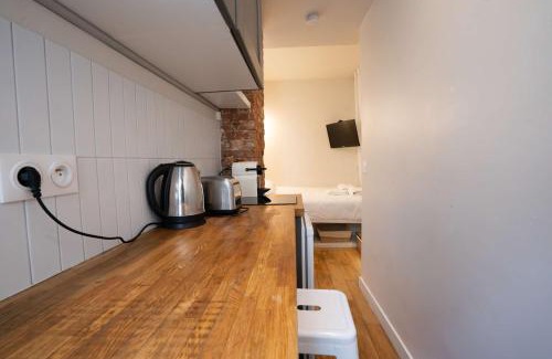 Quartier de la Chapelle Appartement | Studio cosy Love room - paris 18 -2P