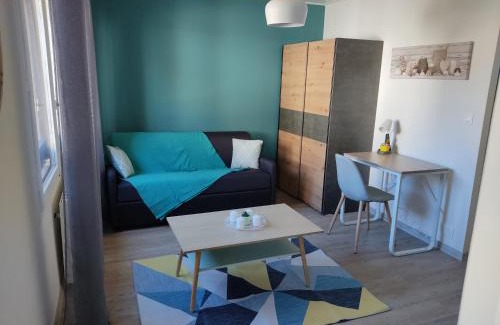 Cluses Appartement | studio cosy proche du centre + parking gratuit