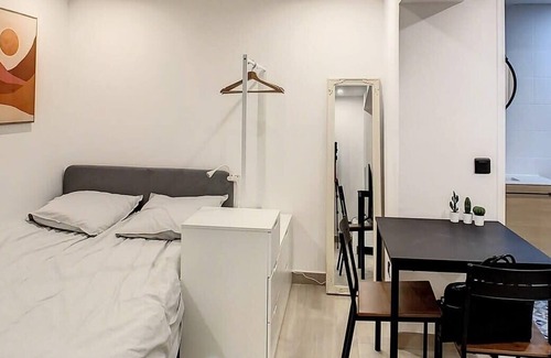Presles Appartement | Studio Cosy tout équipé 2 pers gare wifi