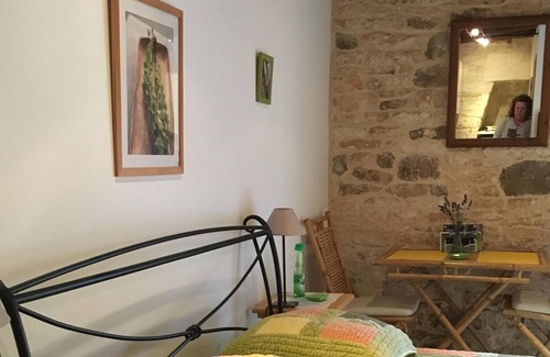 Cremps Cottage | Gîte Studio plein de charme avec piscine