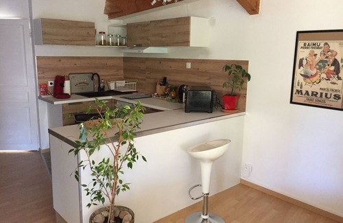 Villeneuve-les-Avignon Appartement | Studio du Grand Chene