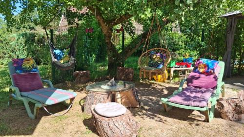 L'Etoile Appartement | Studio dans belle maison ancienne et jardin fermé