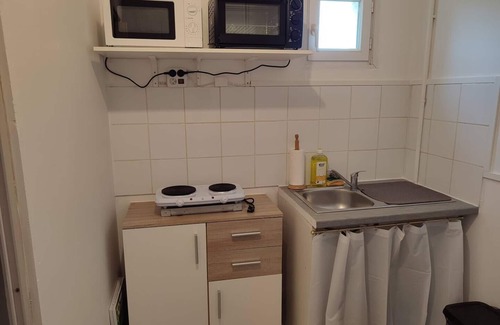Generac Appartement | Studio Dans un Jardin Fleurie au Calme de la Campagne Blayaise