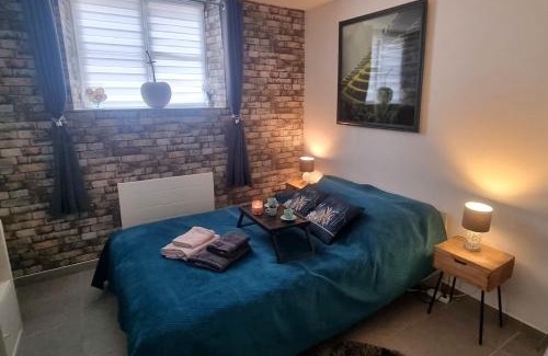 Montfort-l'Amaury Appartement | Studio de 23 m² au centre de Montfort L'amaury