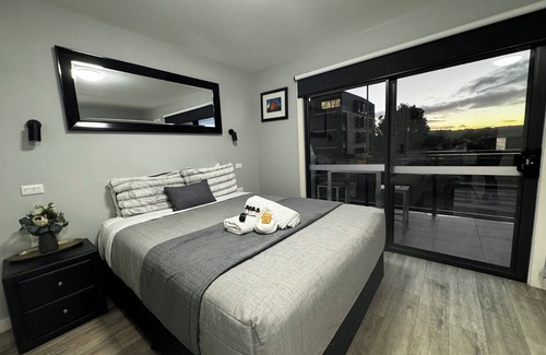 Adamstown Appartement | Studio Deluxe with Balcony