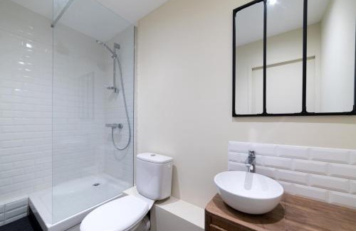 Yves Farge - Le Fleuve Appartement | Studio Design Paloma Dark