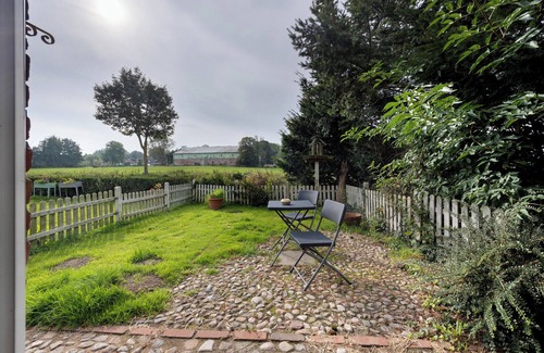 Barlt Villa | "Die Kajüte" avec terrasse et jardin privés