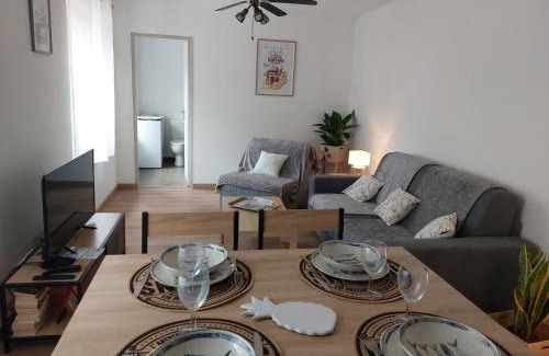 Mandelieu-la-Napoule Beach Appartement | Studio du Château - Axelle Loc'Appart