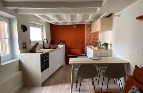 Montfort-l'Amaury Appartement | Studio du Onze Charmant studio avec chambre en mezzanine centre Montfort L'Amaury