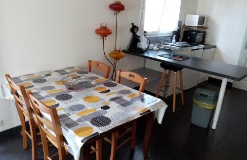 Saint-Romain-de-Benet Appartement | Studio entre terre et mer
