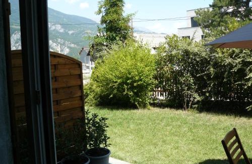 Les Sagnieres Appartement | STUDIO ENTRE SAVINES ET EMBRUN PRES DU LAC DE SERREPONçON