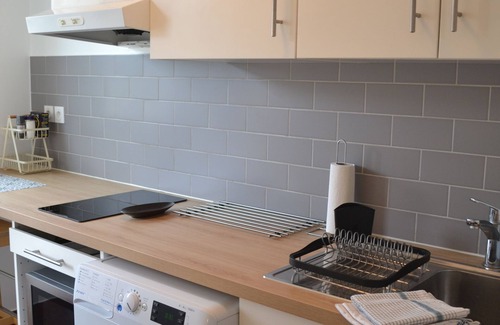 Les Lilas Appartement | Studio + espace nuit - Les Lilas. Calme. Balcon. 33 M² cuisine, salle de bain.