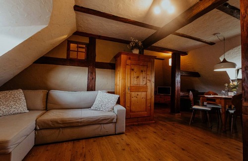 Oppurg Appartement | Studio ∙ 4 personnes