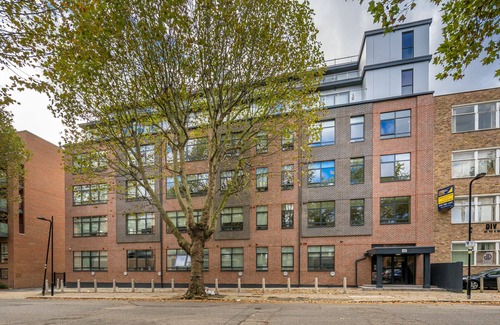 Bruce Grove Appartement | Studio Flat In New Build- Seven Sisters