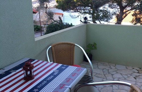 Cove Murtar Appartement | Garçonnière avec la terrasse et la vue sur le mer Mali Losinj, Losinj (AS-12591-a)