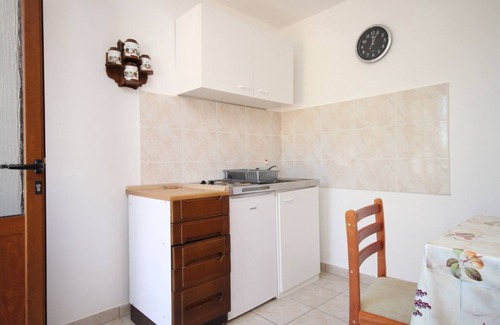 Valun Appartement | Garçonnière avec la terrasse et la vue sur le mer Valun, Cres (AS-8081-a)