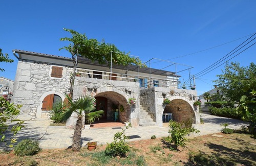 Skrbcici Appartement | Garçonnière avec la terrasse Skrbčići, Krk (AS-20440-a)