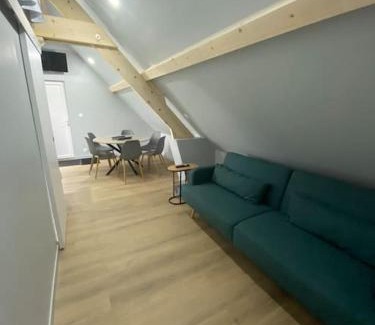 Lourouer-Saint-Laurent Appartement | Studio