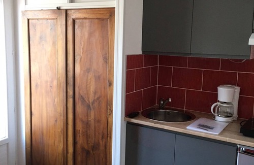 Montesquieu-des-Alberes Appartement | Studio tout confort aux pieds des Albères classé deux étoiles