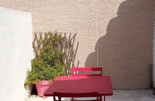 Saint-Christol-Les-Ales Appartement | Studio-Loft cosy avec terrasse & Wi-Fi – proche Cévennes